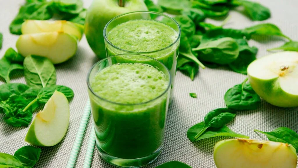 Apple Spinach Smoothie